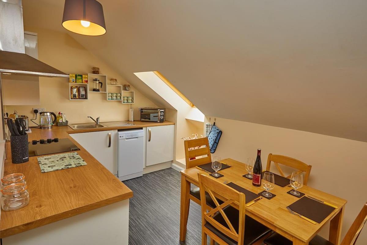 Campbells Loft Apartment โอบาน ภายนอก รูปภาพ